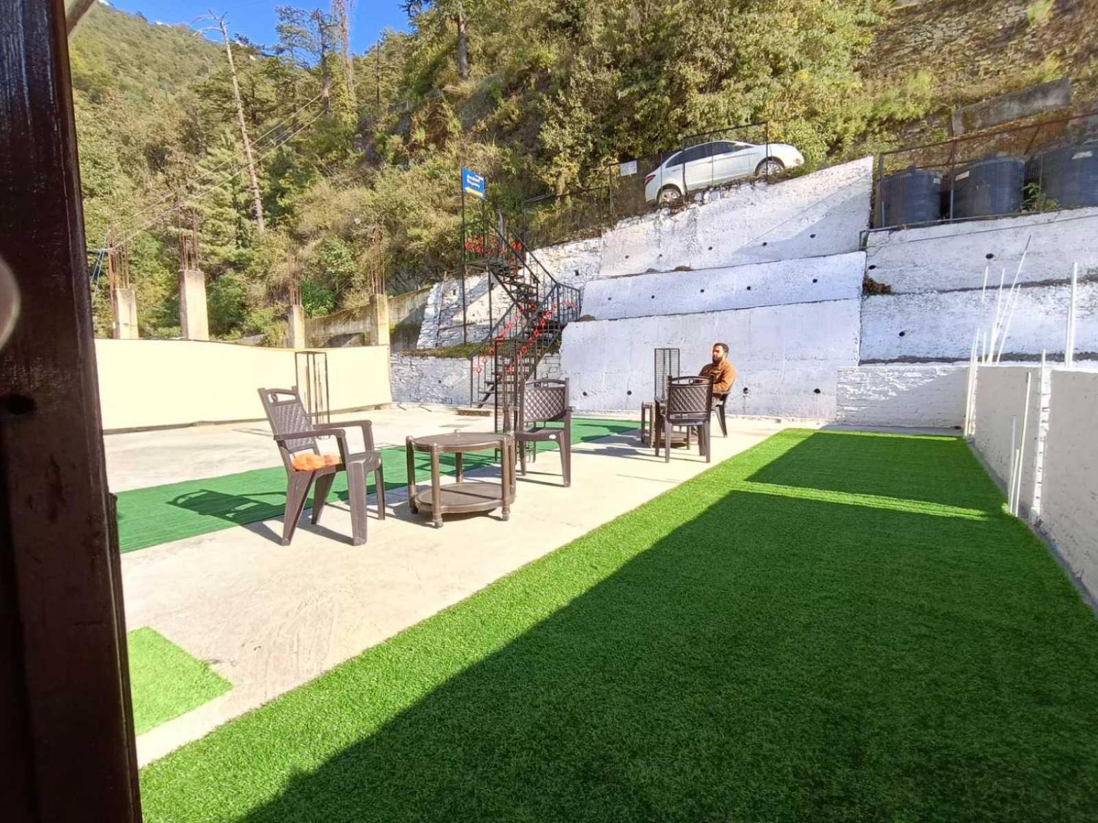 Hotel O New Shushant Regency Shimla Eksteriør bilde